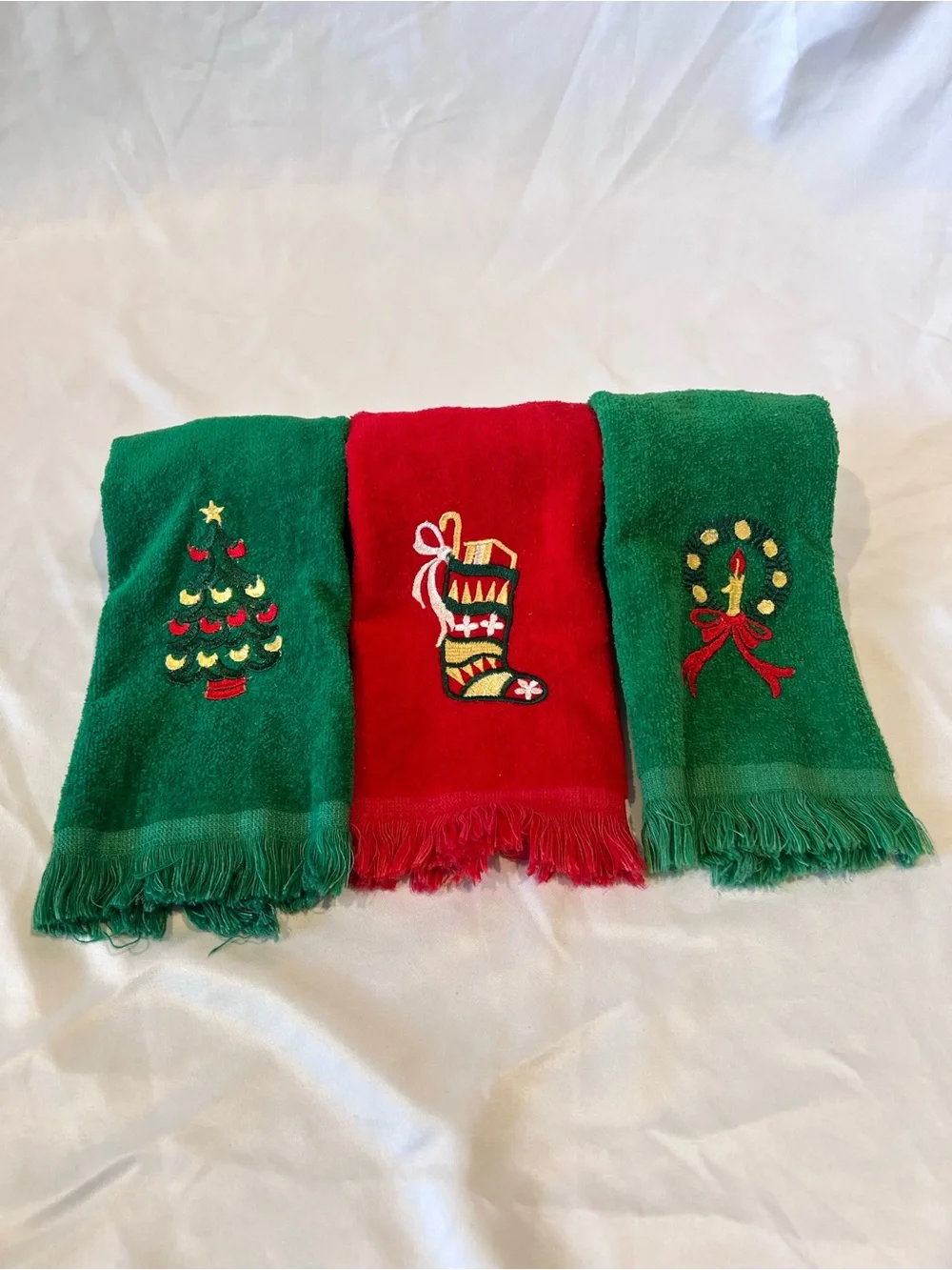 Vintage Cannon Christmas Embroidered Hand Towels Set of 3